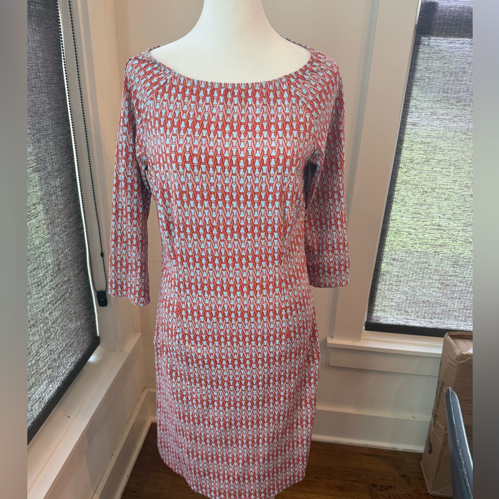 J. McLaughlin. 3/4 Sleeve Catalina Cloth, Mari Chain Print. Size small.